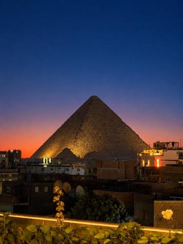 Giza Hotel | GREAT PYRAMIDS Hotel