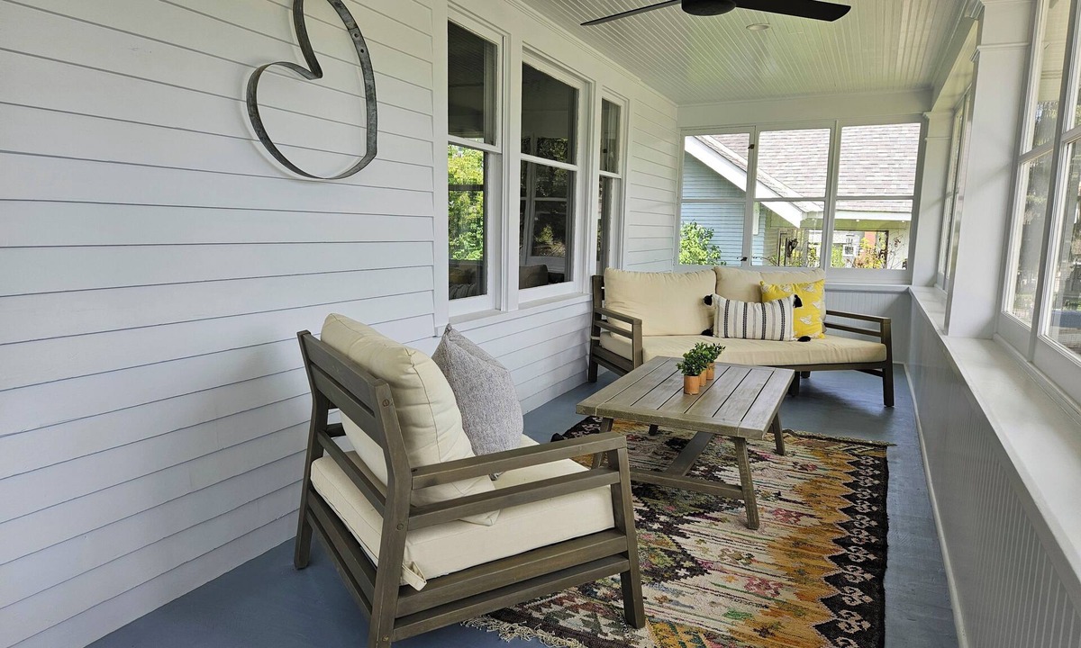 Lewistown House | Great Space-Blocks from Downtown! Lots of Parking. No Cleaning Fees.