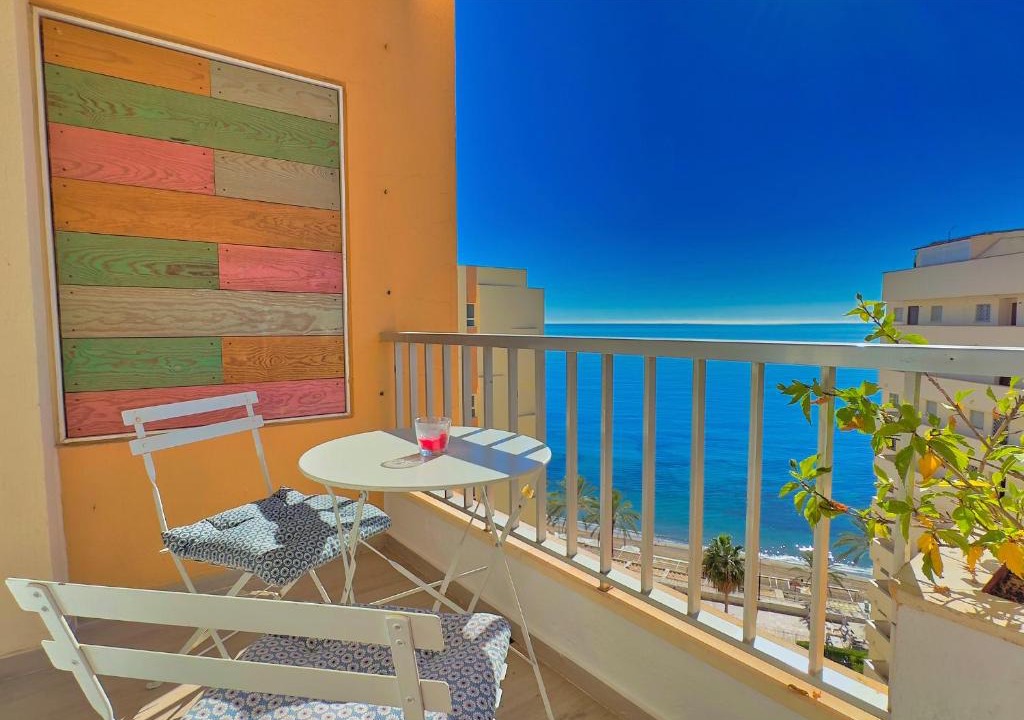 Marbella Seafront Promenade Apartment | Great studio Beachfront Marbella center Neptuno building Ninth floor