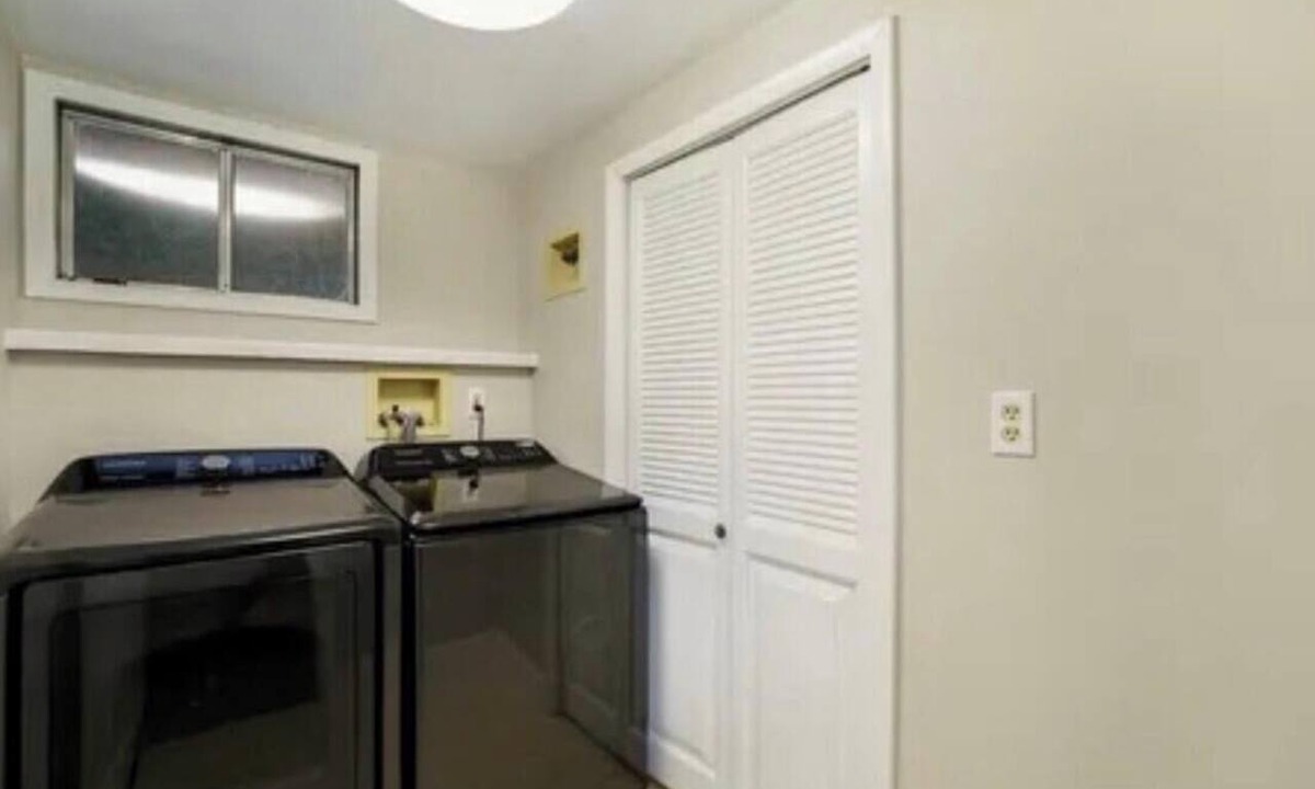 Golden House | Great views 4 Bedroom nearRed Rocks, Downtown, Golden and Lookout Mountain!