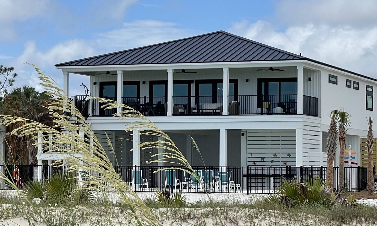 Indian Pass House | "Great White Florida House" - Private Pool and steps from the beach!