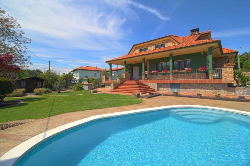 Golbardo House | Green House