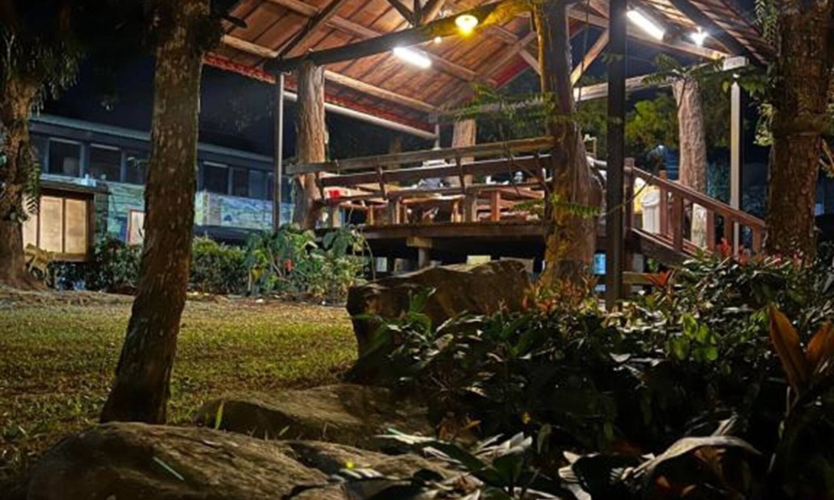 Puli Bed & Breakfast | Green House