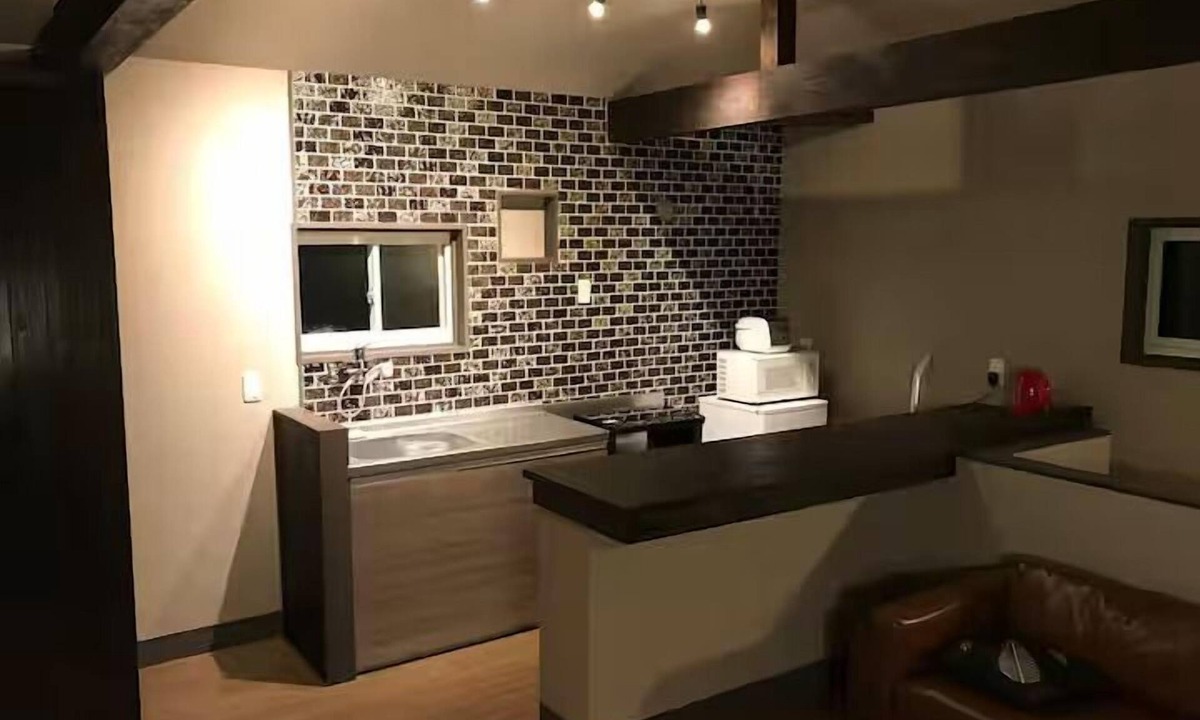 Shima House | Green Room