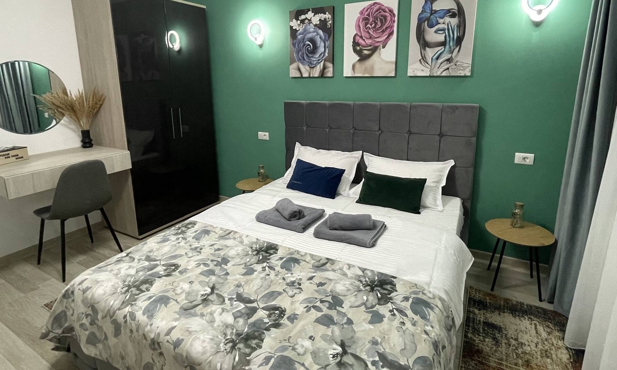Onesti Apartment | Green Studio
