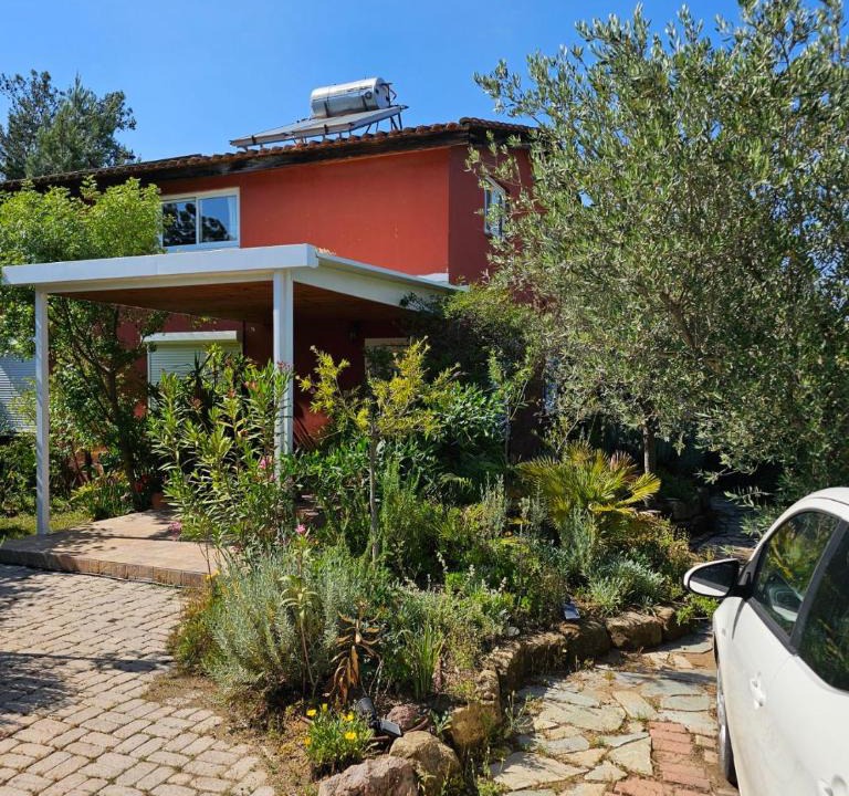 Psevdas Apartment | Greenfield House