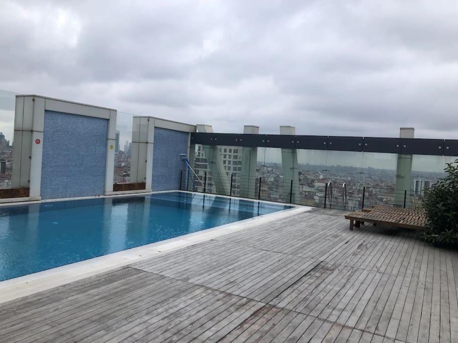 Celiktepe Mahallesi Apartment | Greenhouse luxury