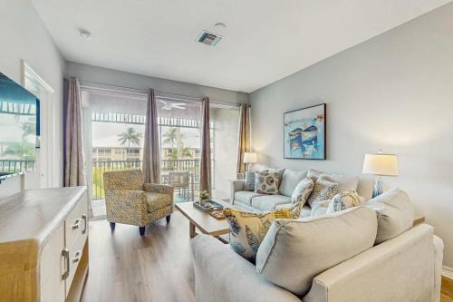 Naples House | Greenlinks 1621