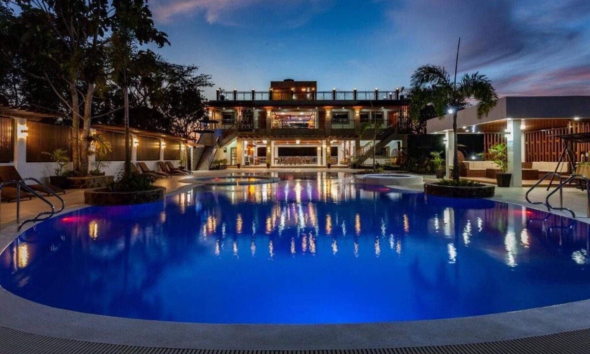 Candelaria Hotel | Greenridge Resort