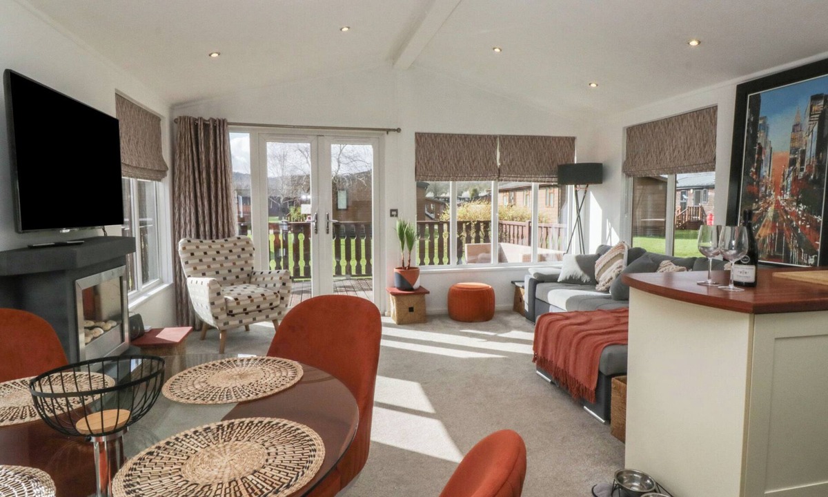Carnforth Cottage | Gressingham View Lodge
