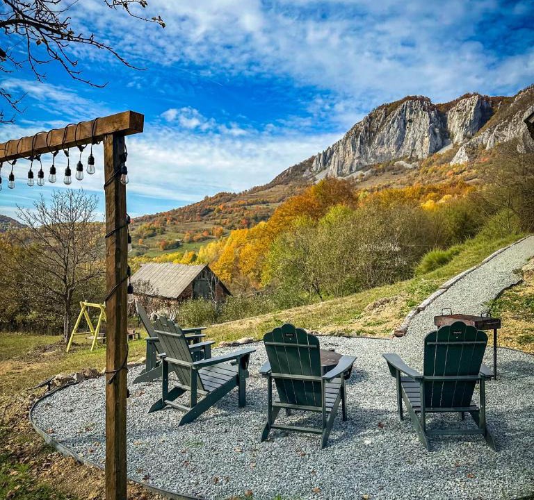 Buces Ski Chalet | Greta Hillside