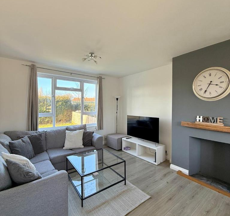 Cribbs Causeway Apartment | Grey haven - Central & 5 min from Southmead Hospital