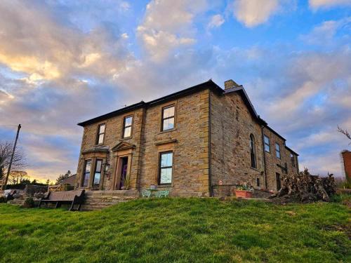 Haltwhistle House | Greystonedale Mansion, A Grand Retreat in Northumberland