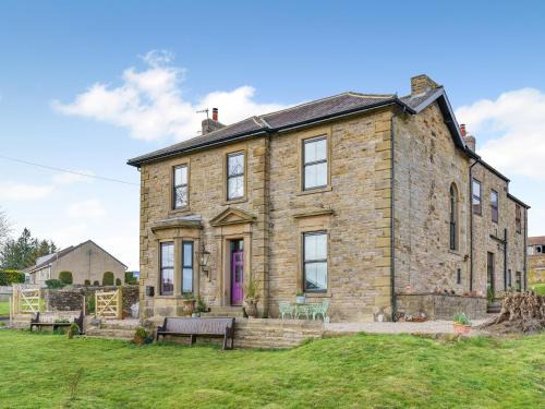 Haltwhistle House | Greystonedale Mansion Holiday Retreat
