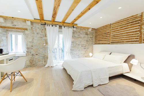 Old Town Bed & Breakfast | Grgur Ninski Rooms