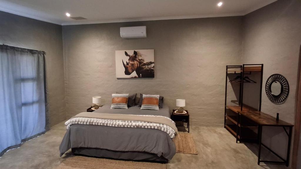 Mahikeng Apartment | GROOTVALLEI SELF CATERING Units