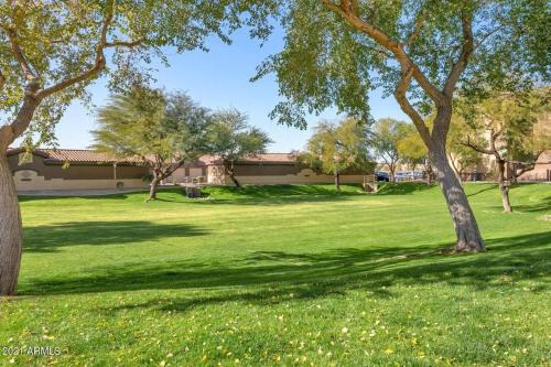 Parkwood Ranch House | Ground Floor 2 BDR with Garage! Heated Comm Pool!