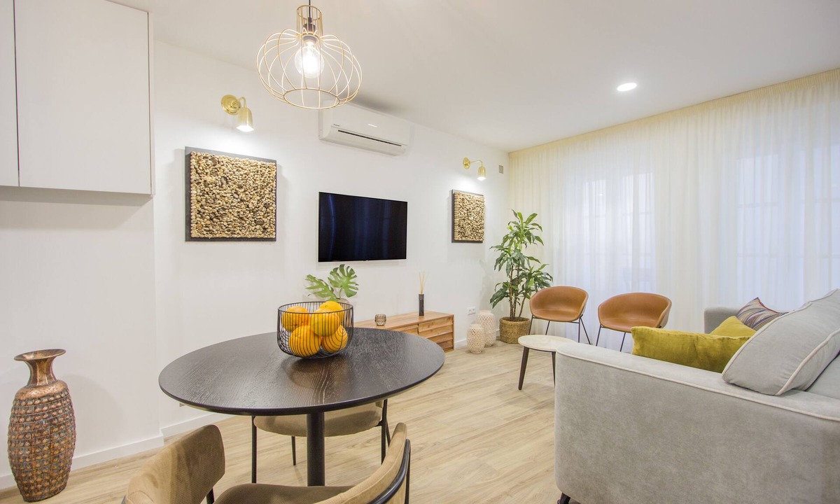 Guimaraes House | Ground Floor Apartment With Patio in Guimarães City Center