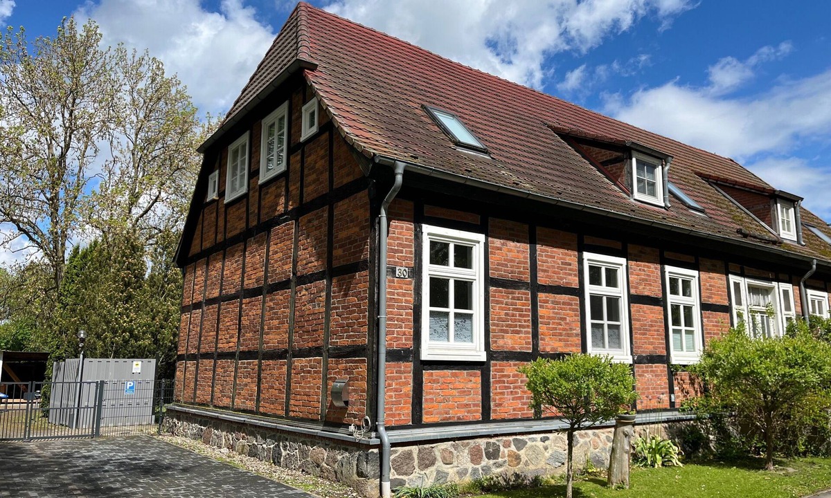 Ivenack Apartment | Ground Floor Apartment Ivenack in Historic Half-Timbered House