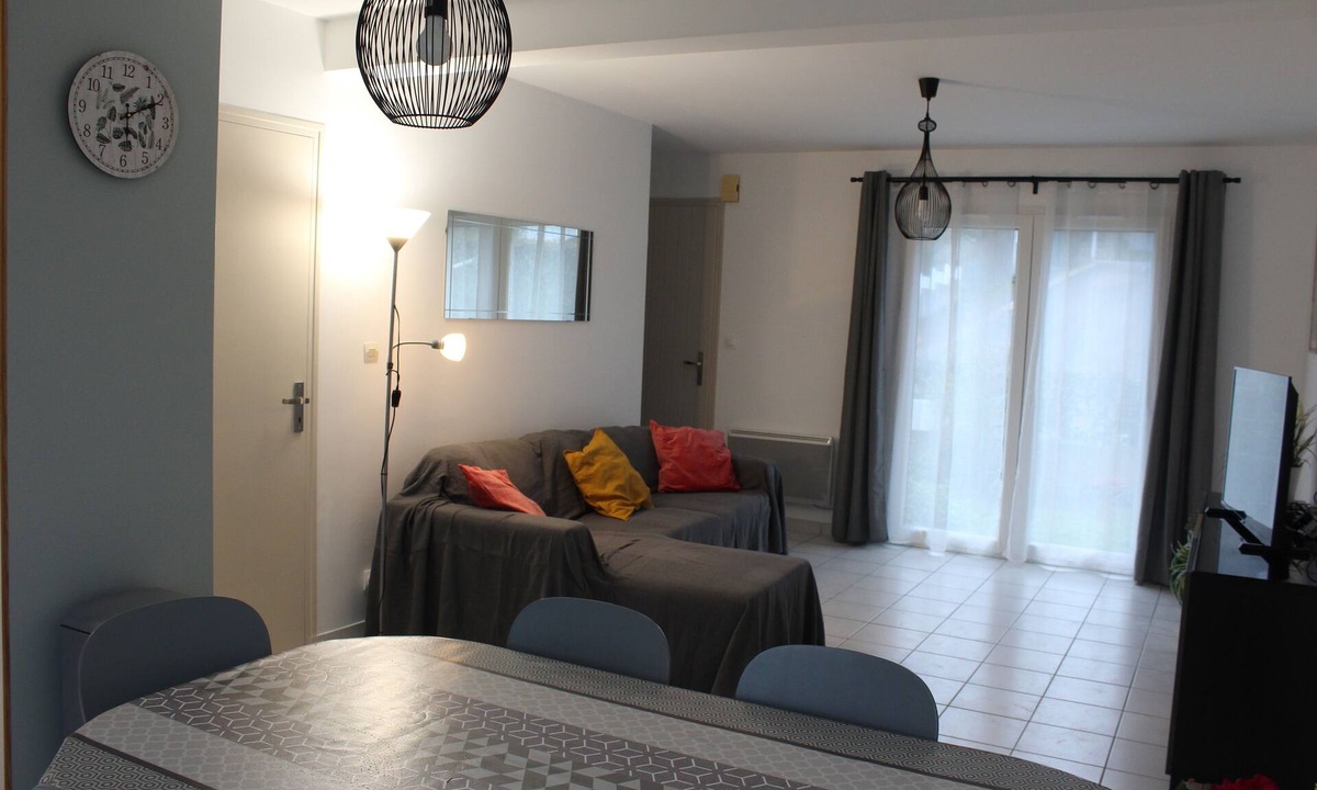 Pleneuf-Val-Andre Cabin | Ground floor of a bungalow with garden 500m from the beach