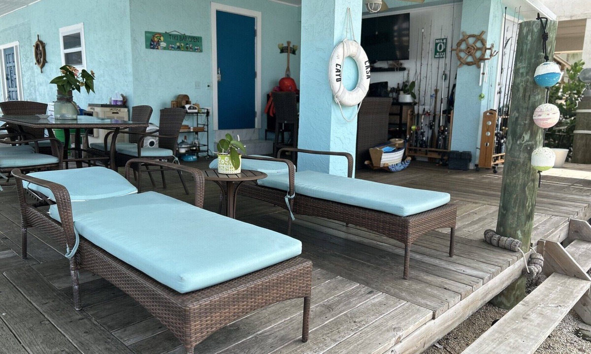 Key Largo Apartment | Ground floor private studio in paradise, canal front Key Largo, Ocean access.