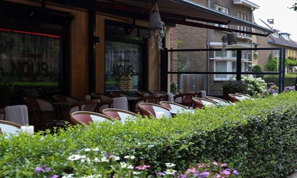 Valkenburg aan de Geul Apartment | Ground Floor Romantic Apt in Valkenburg