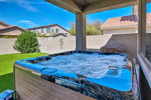 Rovey Farm Estates House | Group Fun in Glendale! Getaway w/Private Pool