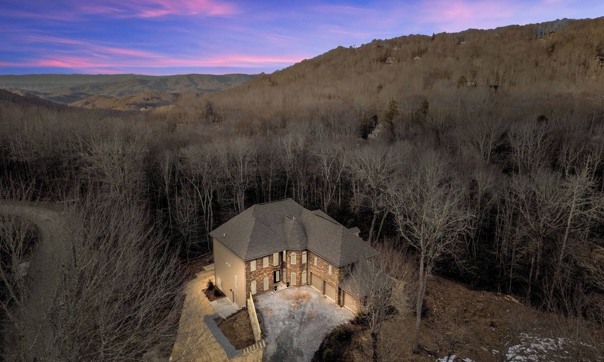 Charter Hills House | Group Getaway! 8,000-Sq-Ft Gem, Arcade + Theater