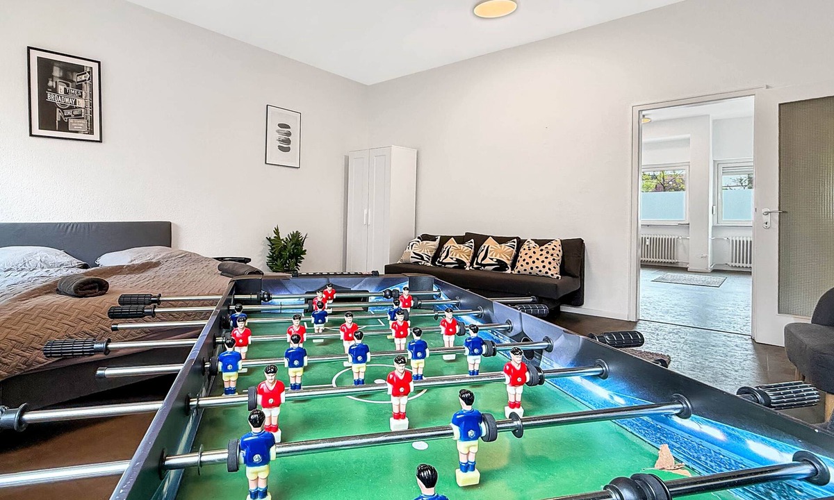 Angerviertel Apartment | Group Loft Munich · Karaoke · Games · Free Parking