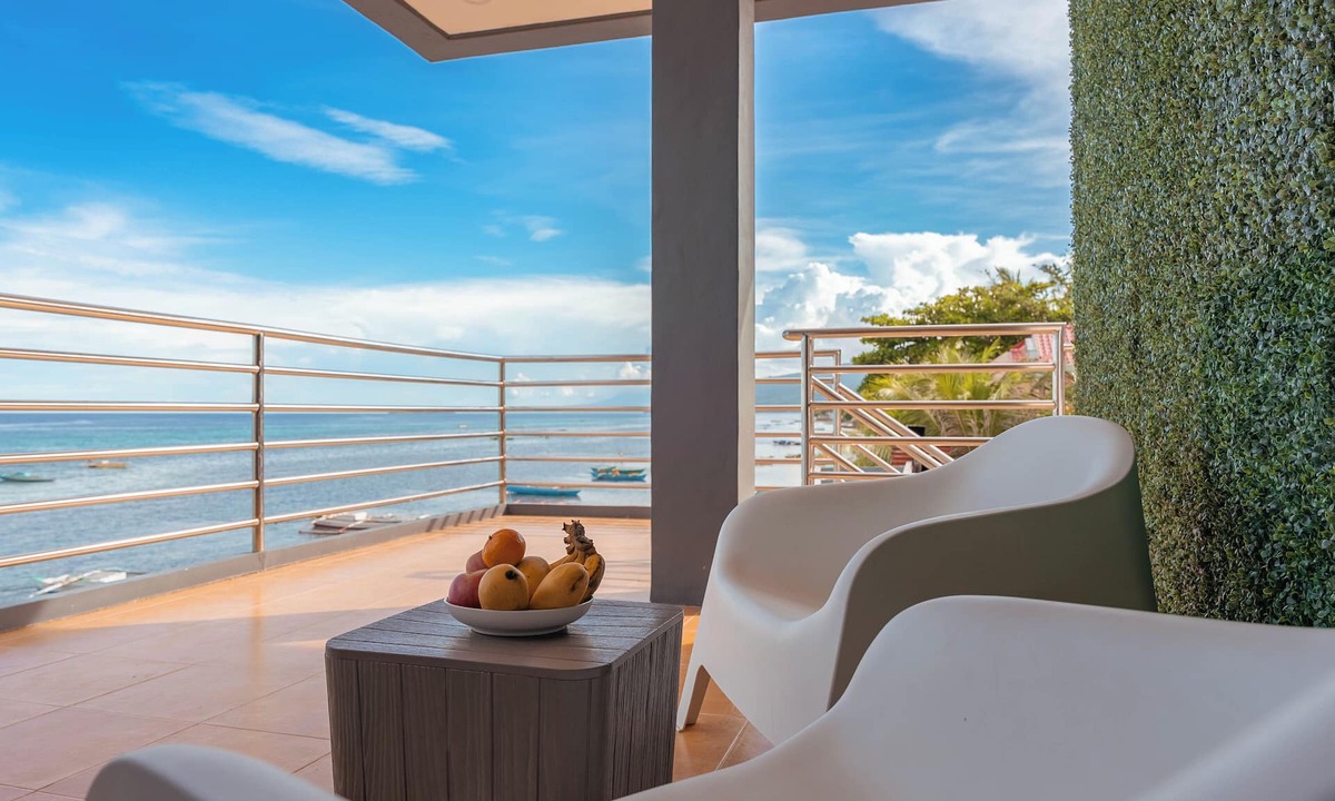Oslob Bed & Breakfast | GT Seaside Inn