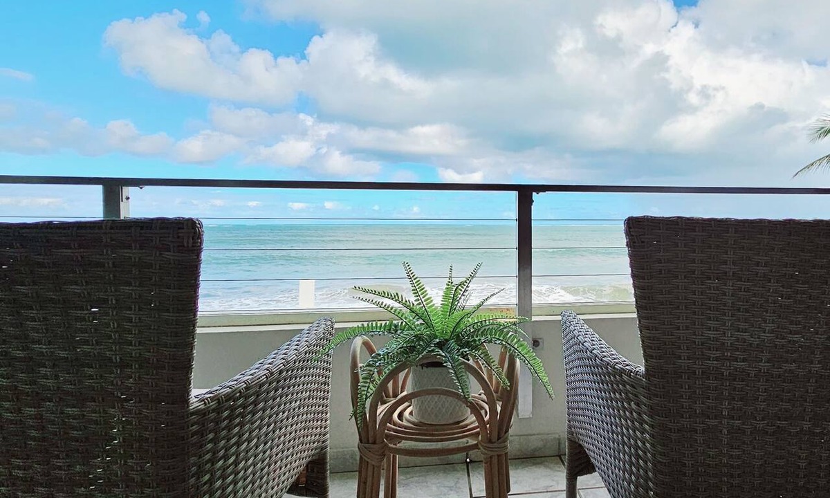 Playa Fortuna Condo | Guest Favorite “True Oceanfront” Luquillo Condo Walk to Kioskos & El Yunque