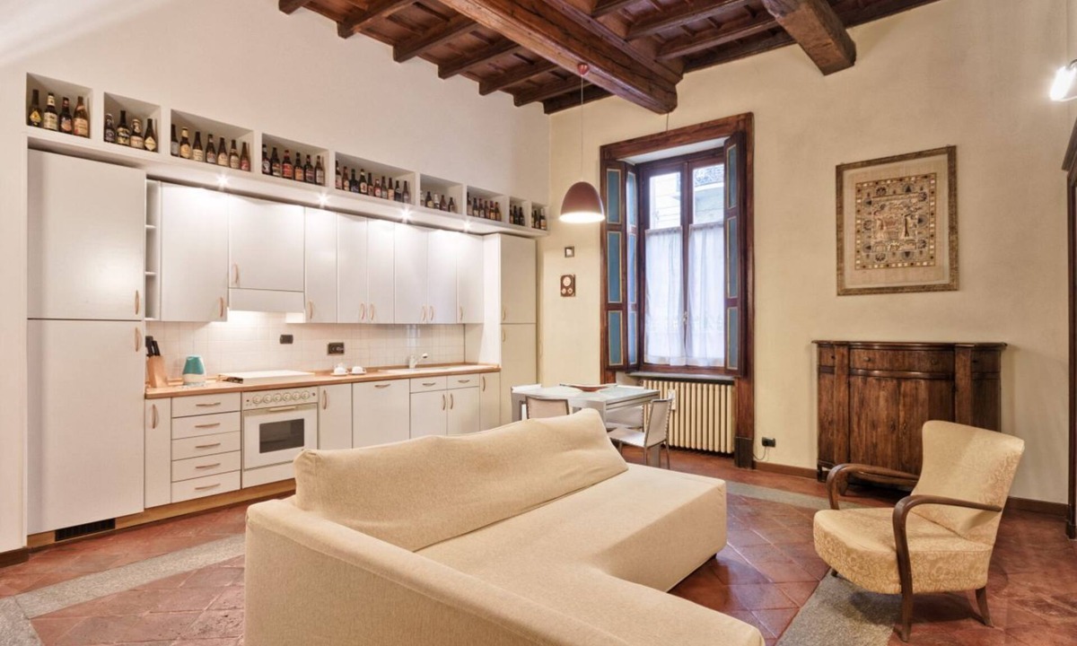 Roman Quarter Apartment | GuestHost - Charming apartment in the historic center, a few meters from Piazza Castello and very close to all the main monuments of the city, reachable on foot. You can enjoy all the beauties of Turin in complete freedom, between an aperitif in the city