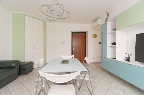Binda Apartment | GuestHost - Comfy Flat X4 near Abbiategrasso MM2