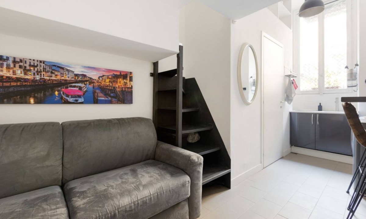 Varesine Apartment | GuestHost - Cosy Studio Apt in the Heart of Milan!