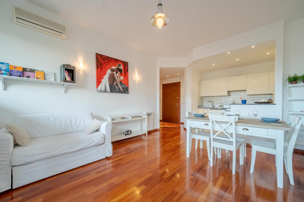 Albaro Apartment | GuestHost - Genoa Sturla Comfy Apartment