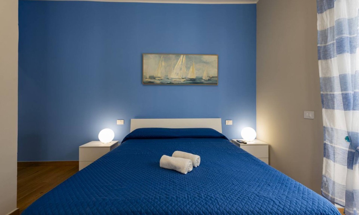 Francavilla al Mare Apartment | GuestHost - Cozy Balcony Apartment for 2 near the Sea