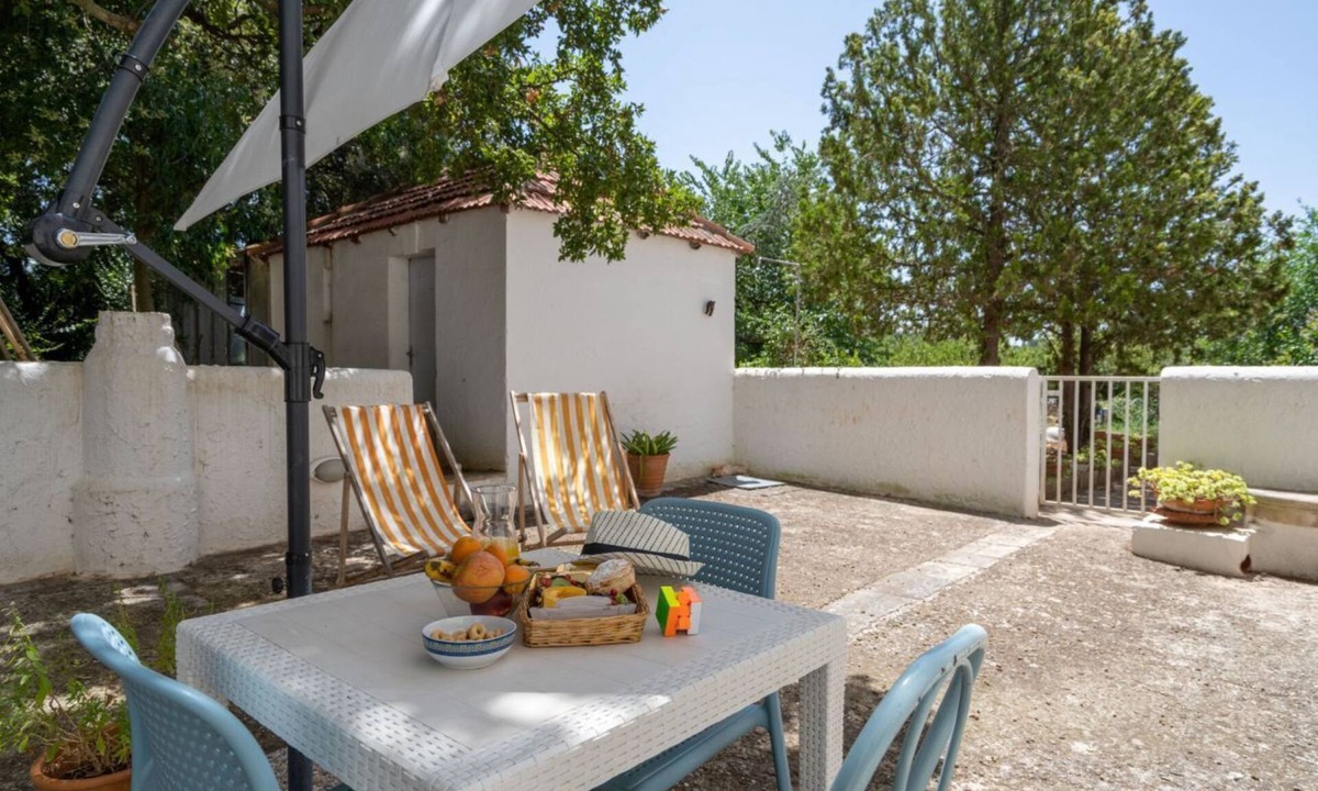 Cozzana Apartment | GuestHost - Nice apartment that hosts up to 2 people, located in an old farmhouse dating back to the 19th century, furnished with taste and meticulous recovery of the original materials. The accommodation is located in Cozzana, a quiet and verdant distri
