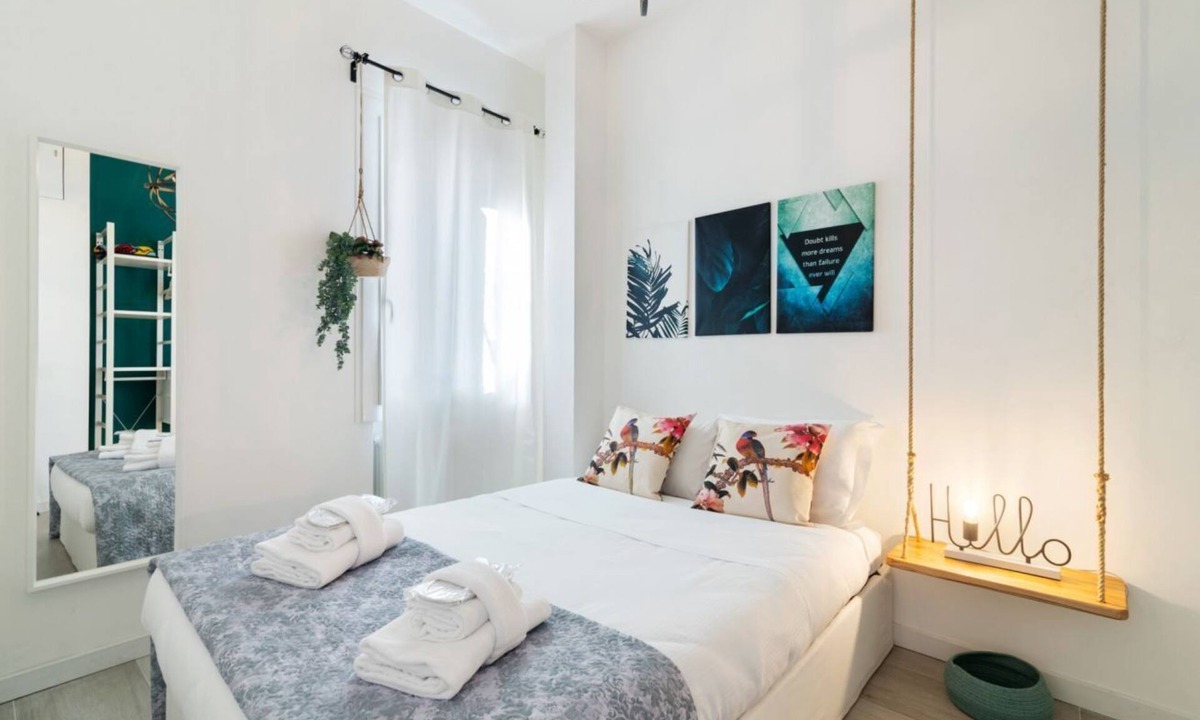 Historic Centre Apartment | GuestHost - This stylish and modern apartment can accommodate up to 2 people and is located in the Specola area, opposite the Astrophysical Observatory in one of the most charatteristic districts of Padua. To the side of the building is the oratory of Sa