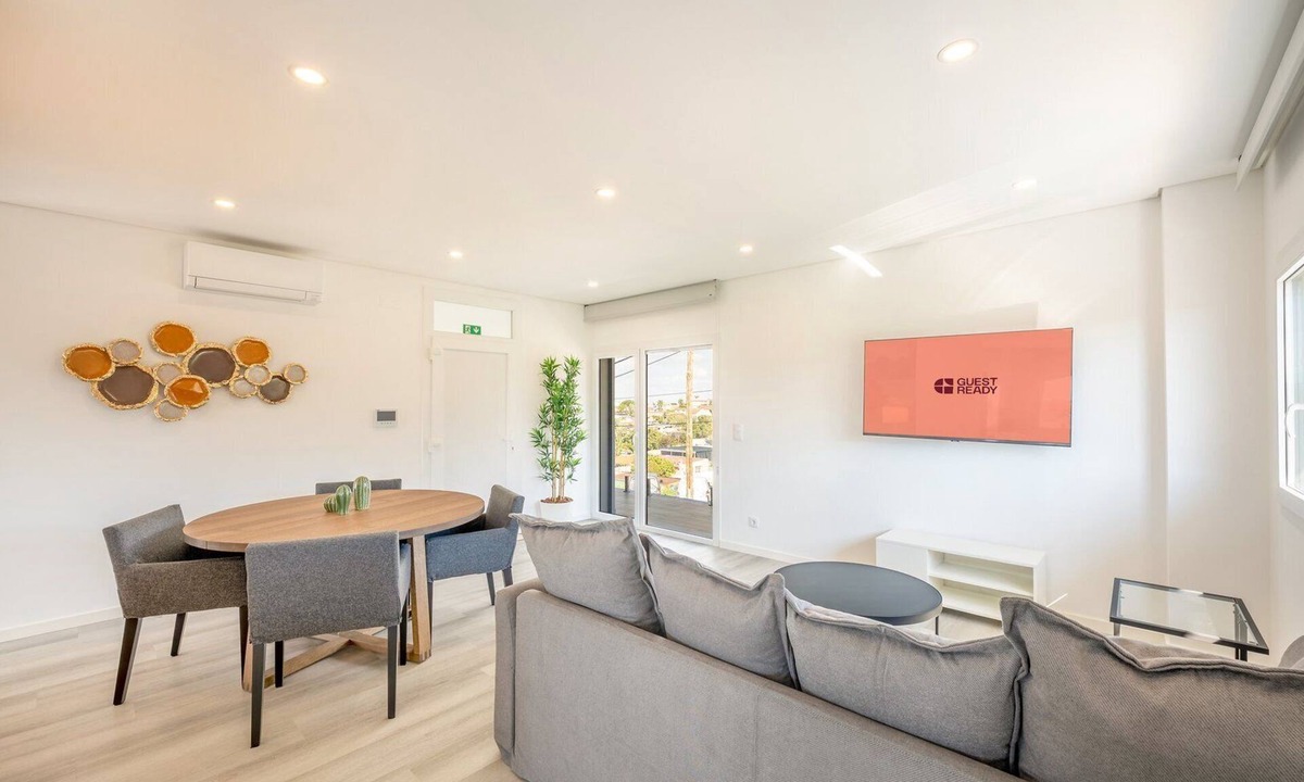 Charneca de Caparica e Sobreda Apartment | GuestReady - Charming home in Charneca da Caparica