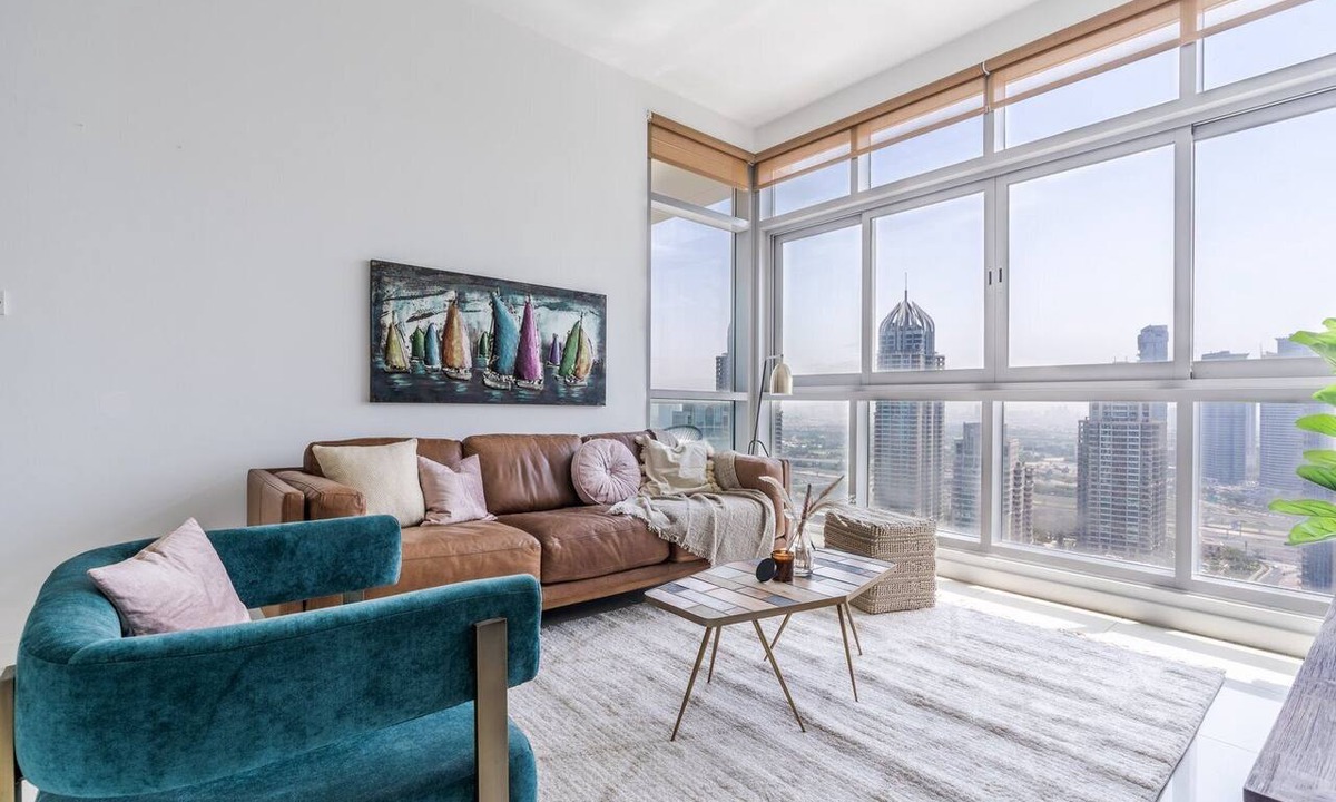 Dubai Marina Apartment | GuestReady - 2BR | Balcony with Stunning Sky View