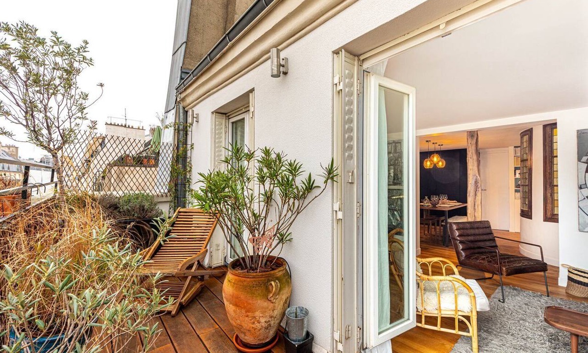 Quartier de Rochechouart Apartment | GuestReady - Balcony Apt Stay