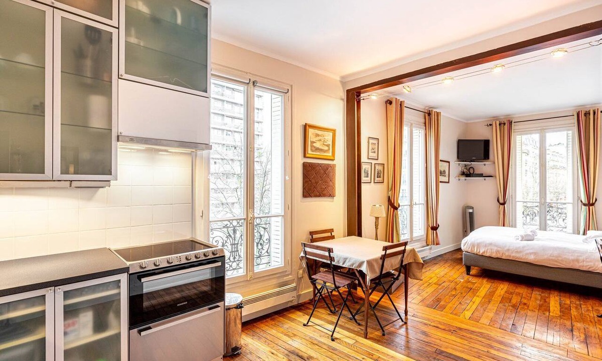 Saint-Lambert Apartment | GuestReady - Blissful stay near Montparnasse Tower