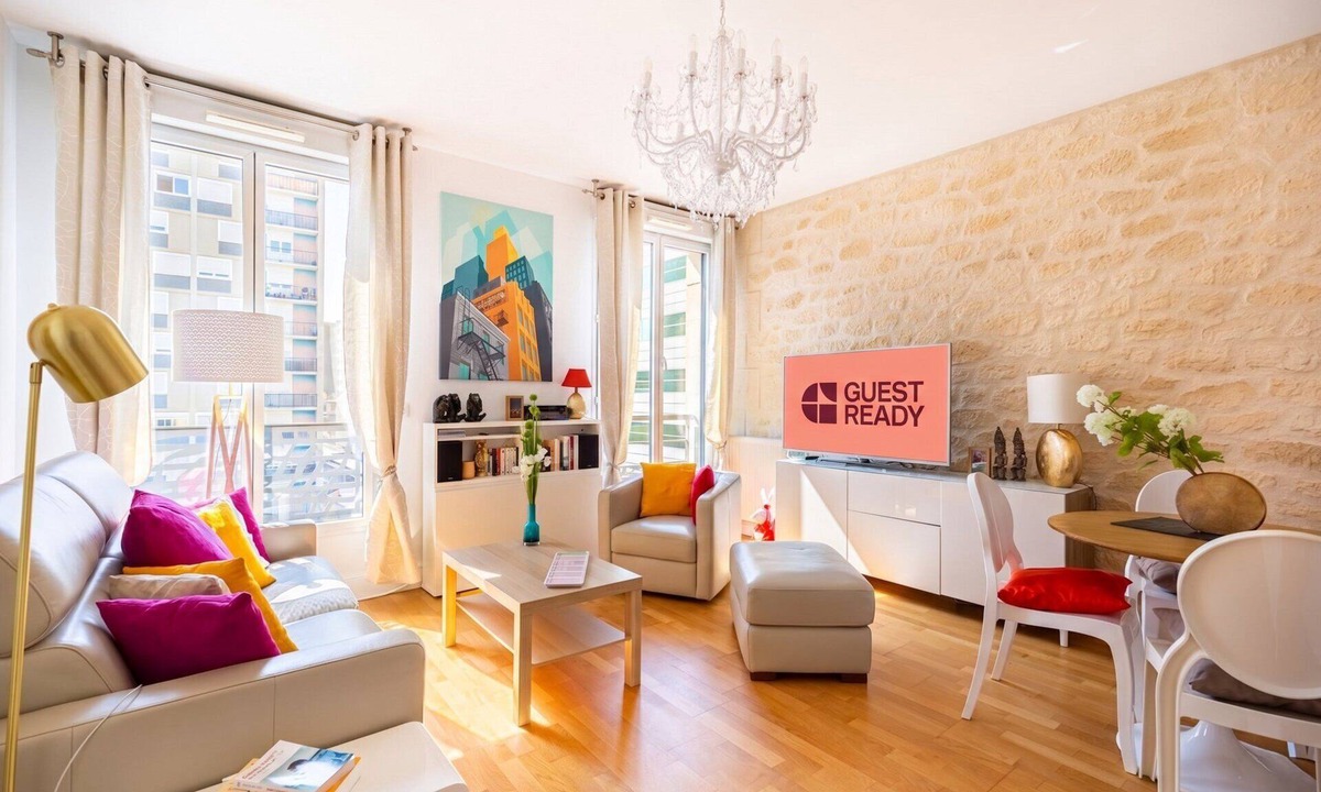 Meriadeck Apartment | GuestReady - Bright Apt in city centre w/Parking