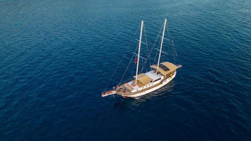 Fethiye City Center Boat Rental | Gulet Flores