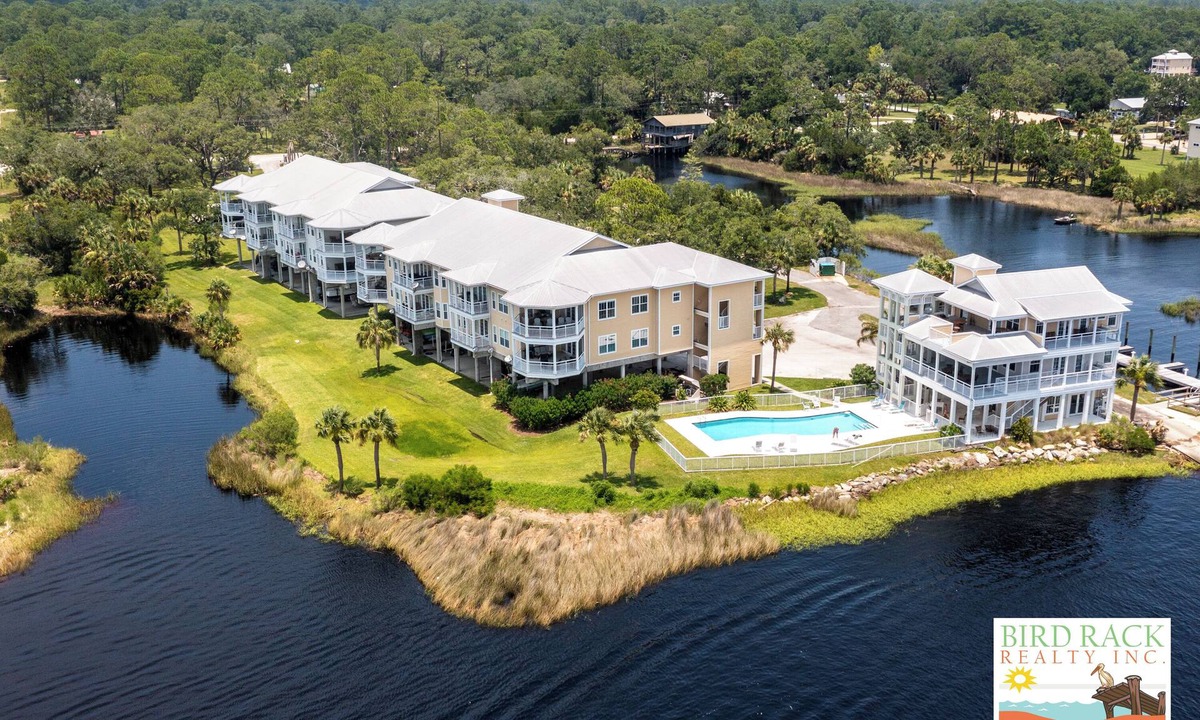 Steinhatchee Condo | Gulf Breeze #106- Private boat ramp & slip! Balcony overlooking the gulf! WiFi!