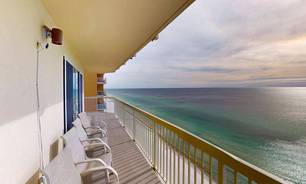 Miramar Beach Condo | Gulf-front 21st-floor condo with hot tub, pool, tennis, gym, balcony, beach view