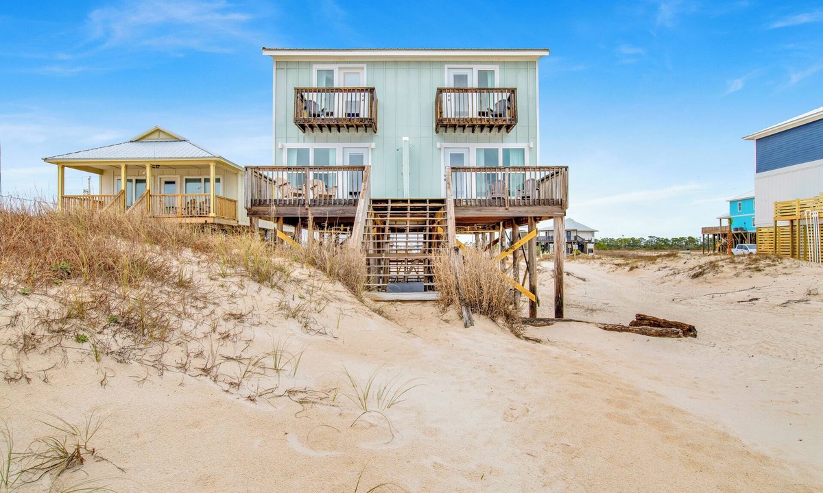 Southpointe House | Gulf Front Duplex | Pet Friendly | Family Retreat