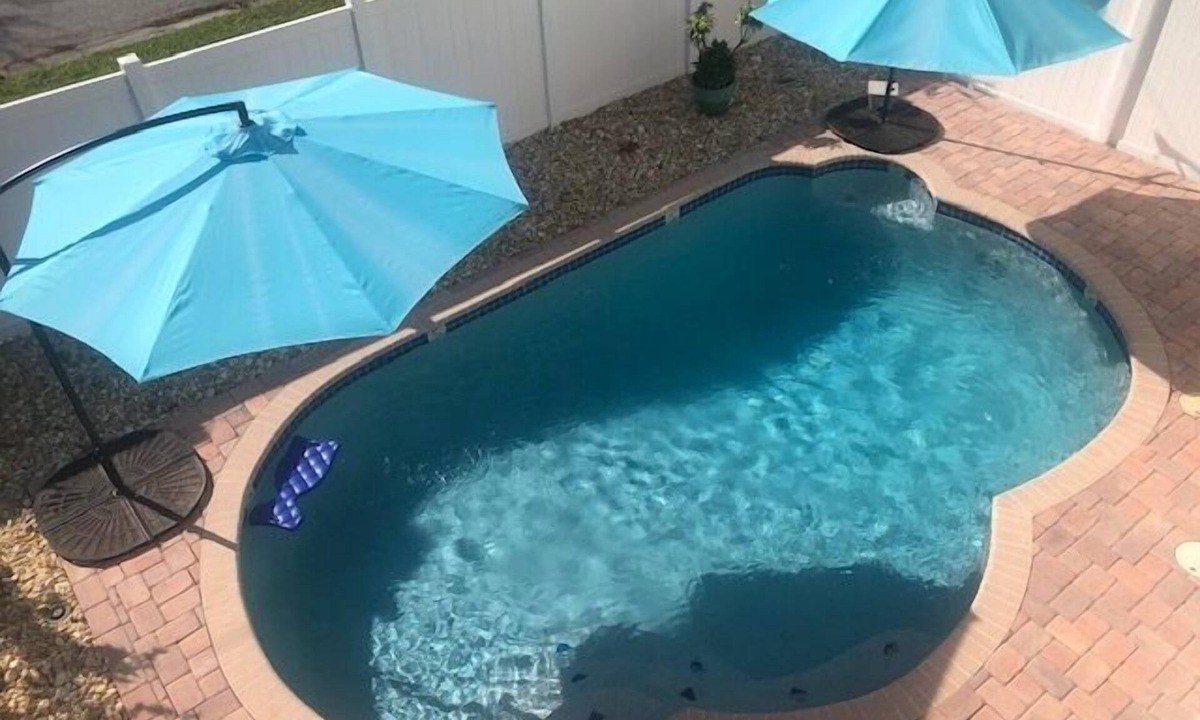 Gulfport House | Gulfport 5/5 Pool Free Wi-Fi Parking House