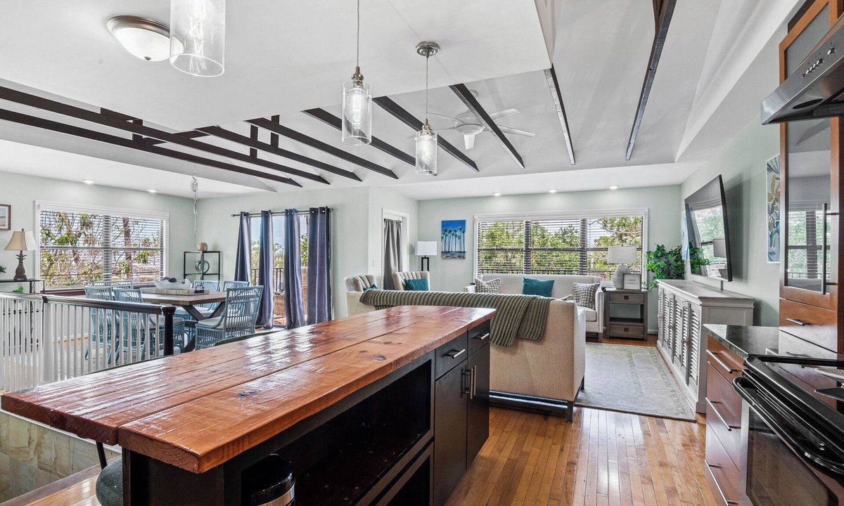 Gulfport Apartment | Gulfport Lookout on Beach Blvd.