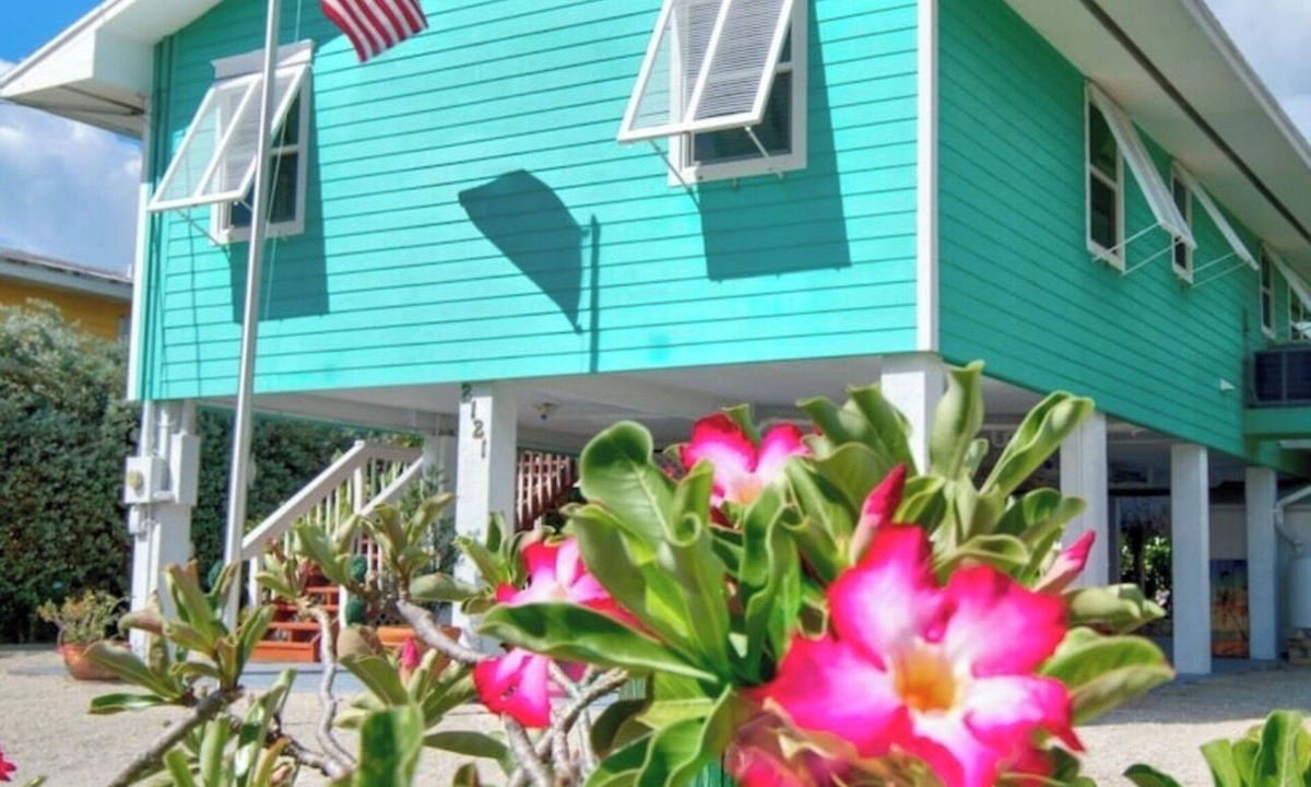 Marathon House | Gulfside Yellowtail Retreat
